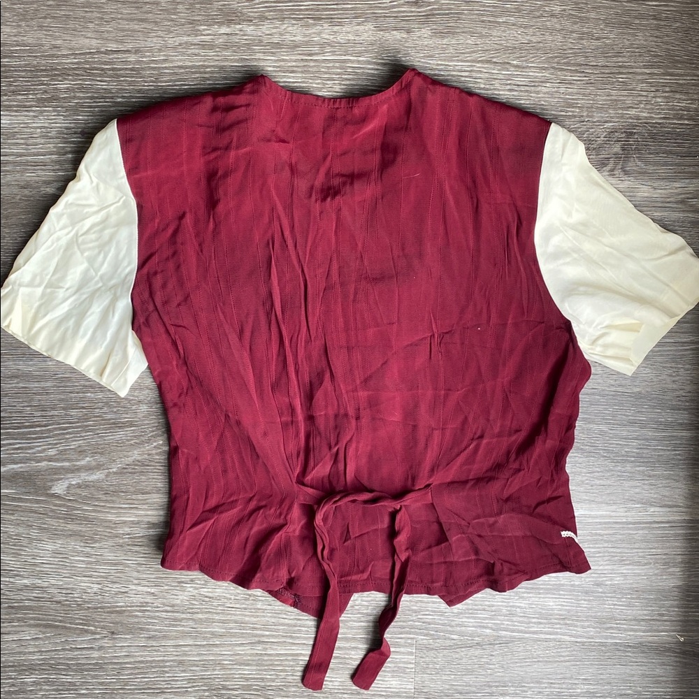 SOLD ❣️Vintage 80s Embroidered Burgundy Western Style Button-Front Vest - Picture 3 of 4